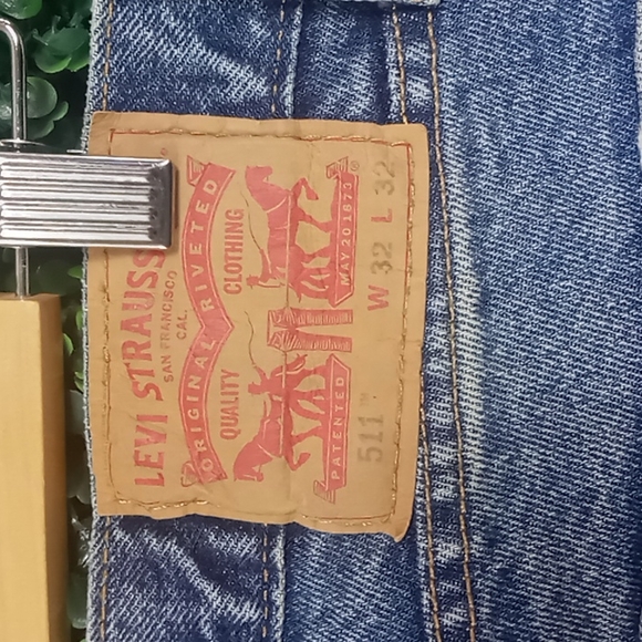 Jeans - Picture 3 of 3